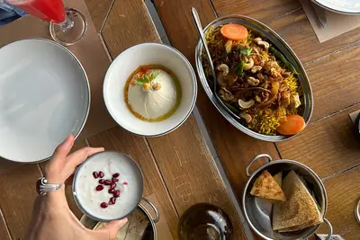 Private Walking Food Tour in Dubai w/ Access to Burj Khalifa bar