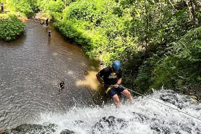 Small Group Waterfall Rappel in Lihue, Kauai