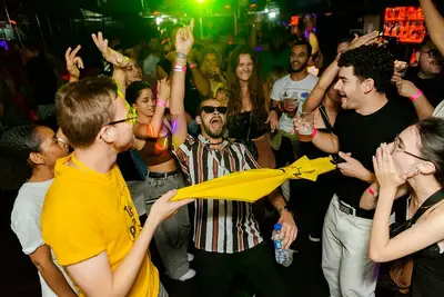 Lisbon Pub Crawl with Open Bar, Shots & VIP Club Entry