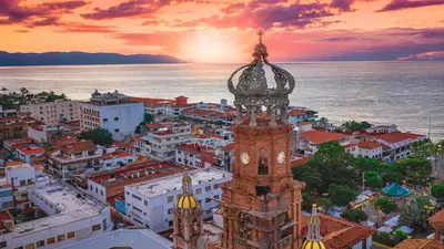 Hollywood Sunsets & Mexican Horizons Cruise