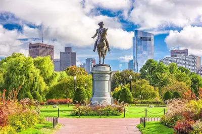 Classic Television and Sightseeing Locations 1 Day Tour in Boston