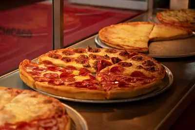 Chicago Food Tour: Taste the City’s Most Iconic Eats